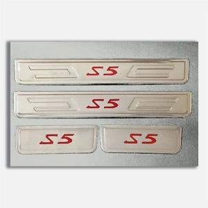 آپشن پارکابی نیوفیس جک s5 با طراحی شیک و مدرن خود، نمای کلی خودرو را جذابتر کرده است. این طراحی میتواند با سایر عناصر طراحی خودرو هماهنگ باشد و ظاهری یکدست و جذاب ایجاد کند.
